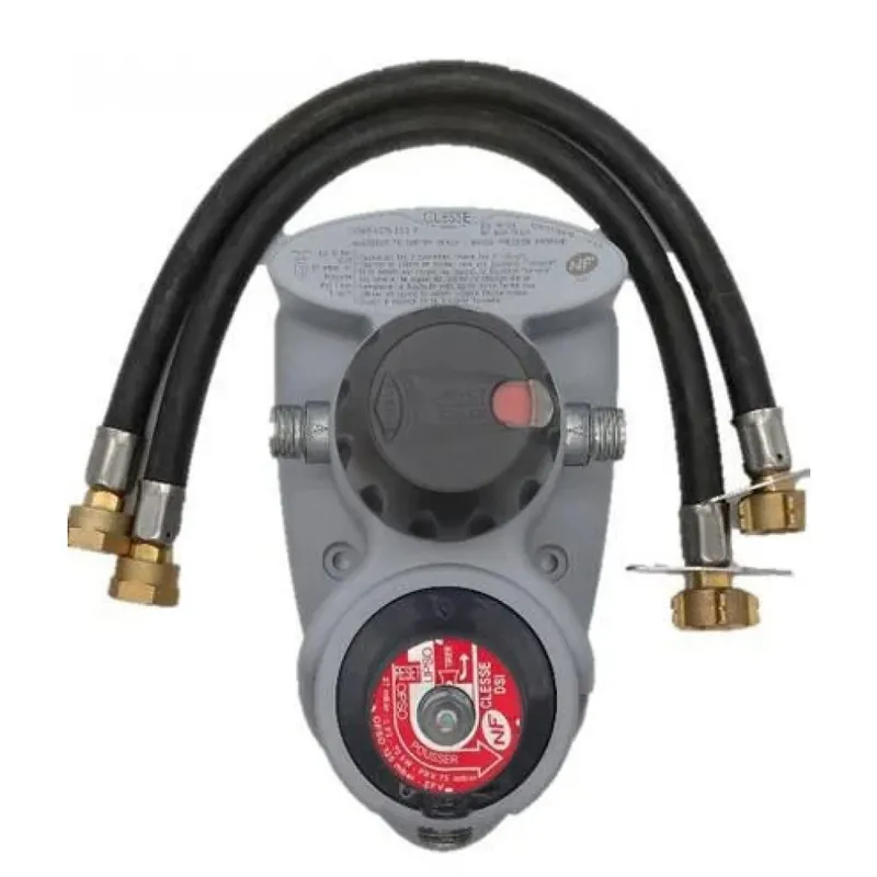 Kit Inverseur Détendeur Propane avec 2 lyres NF – Prokit R900 Haute Qualité