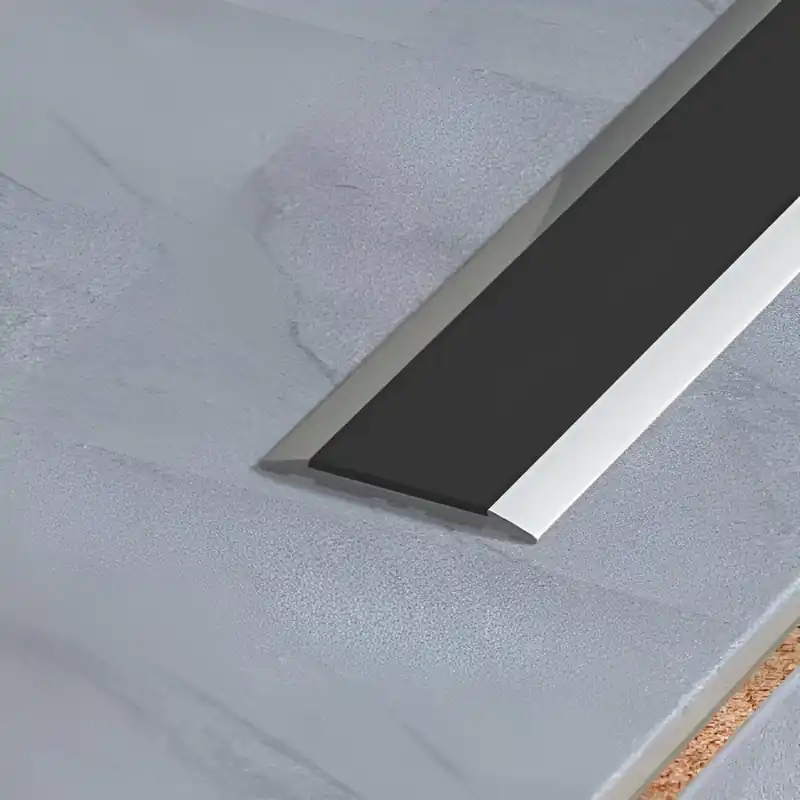 Bande antidérapante en aluminium à coller – 5T Remise