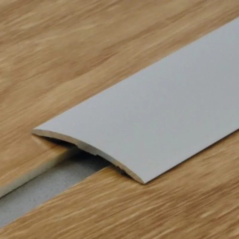 Seuil aluminium naturel pour porte – renforcé 40 mm – adhésif butyle – 2700 mm Dernier Modèle